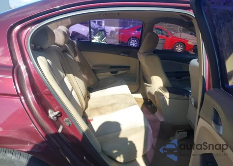 2009 Honda Accord 2.4 Lx-P z USA, uszkodzony, nr VIN 1HGCP26499A174981